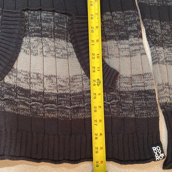 Roxy - Long sleeve Striped Sweater. Size XL - Picture 9 of 9
